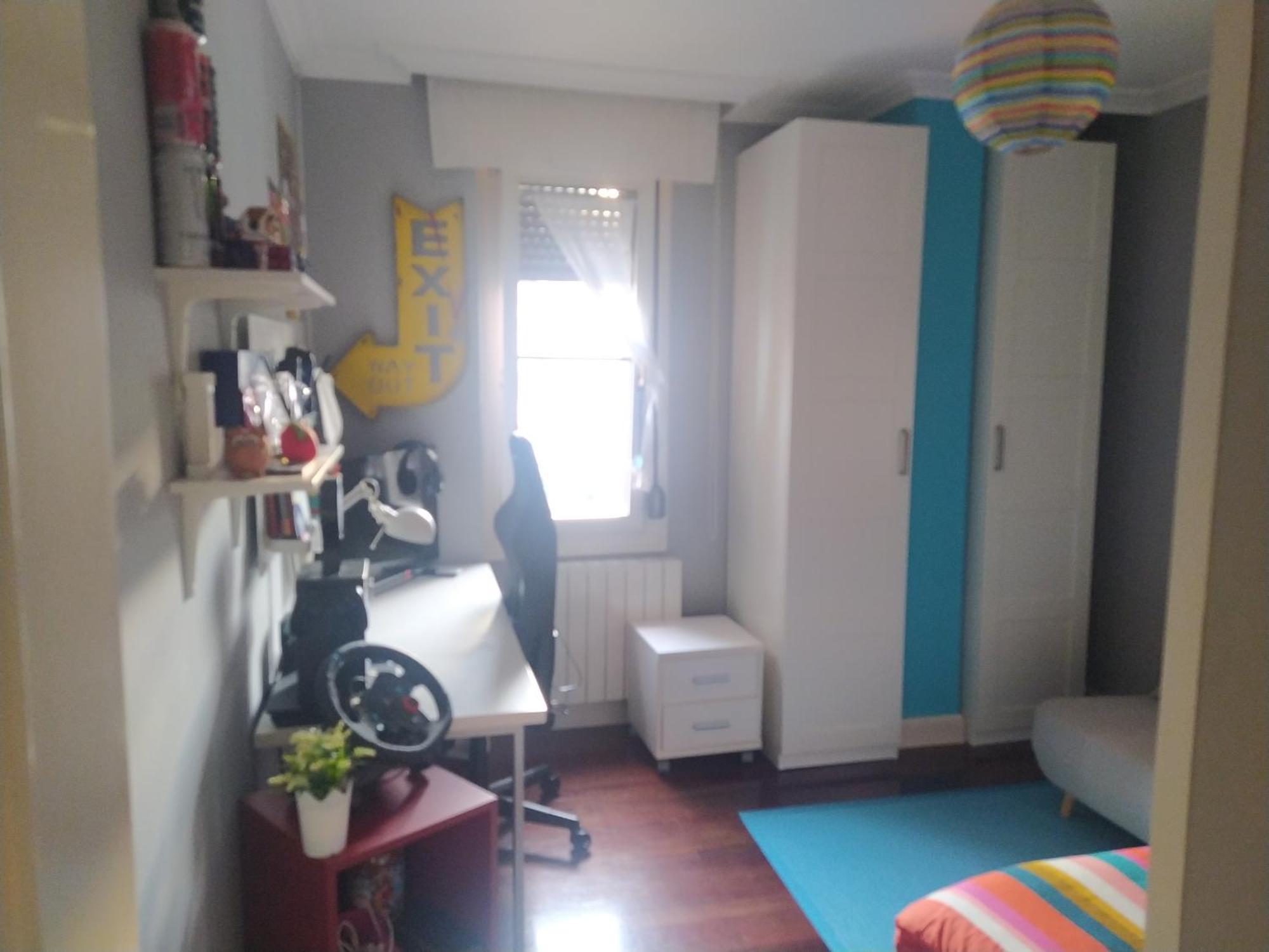 Nuestro Refugio - Casco Viejo Con Wifi Y Parking Gratuito- Apartment Bilbao Phòng bức ảnh